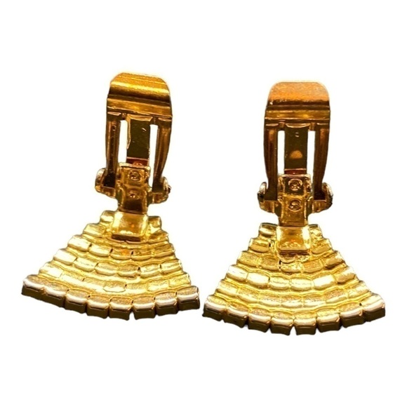 Rainbow Rhinestone Gold Tone Clip On Earrings Vintage - Picture 8 of 10